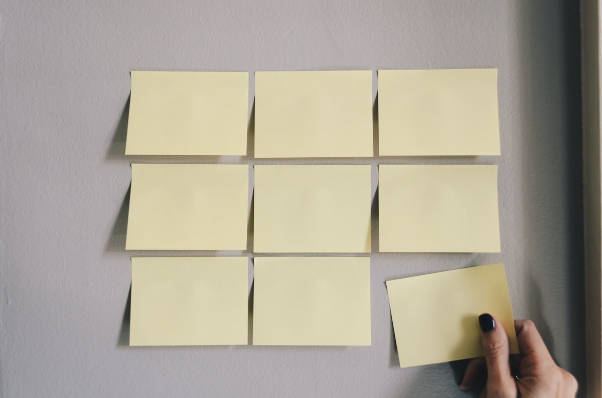 Pen and notepad on desk